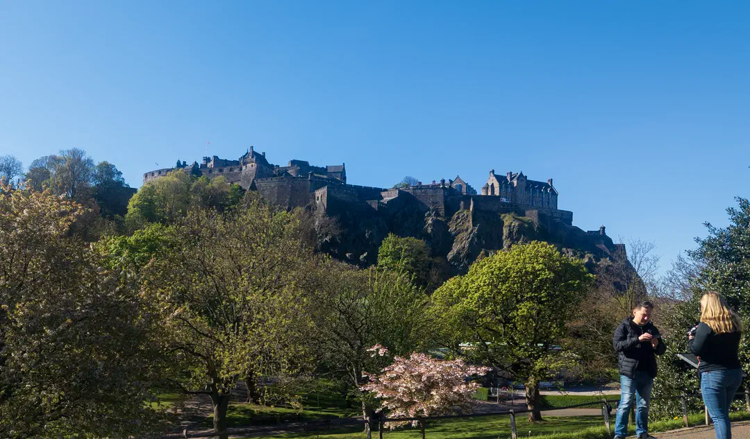 /img/ScotLand_Edinburgh_day1/ScottLand-357.png