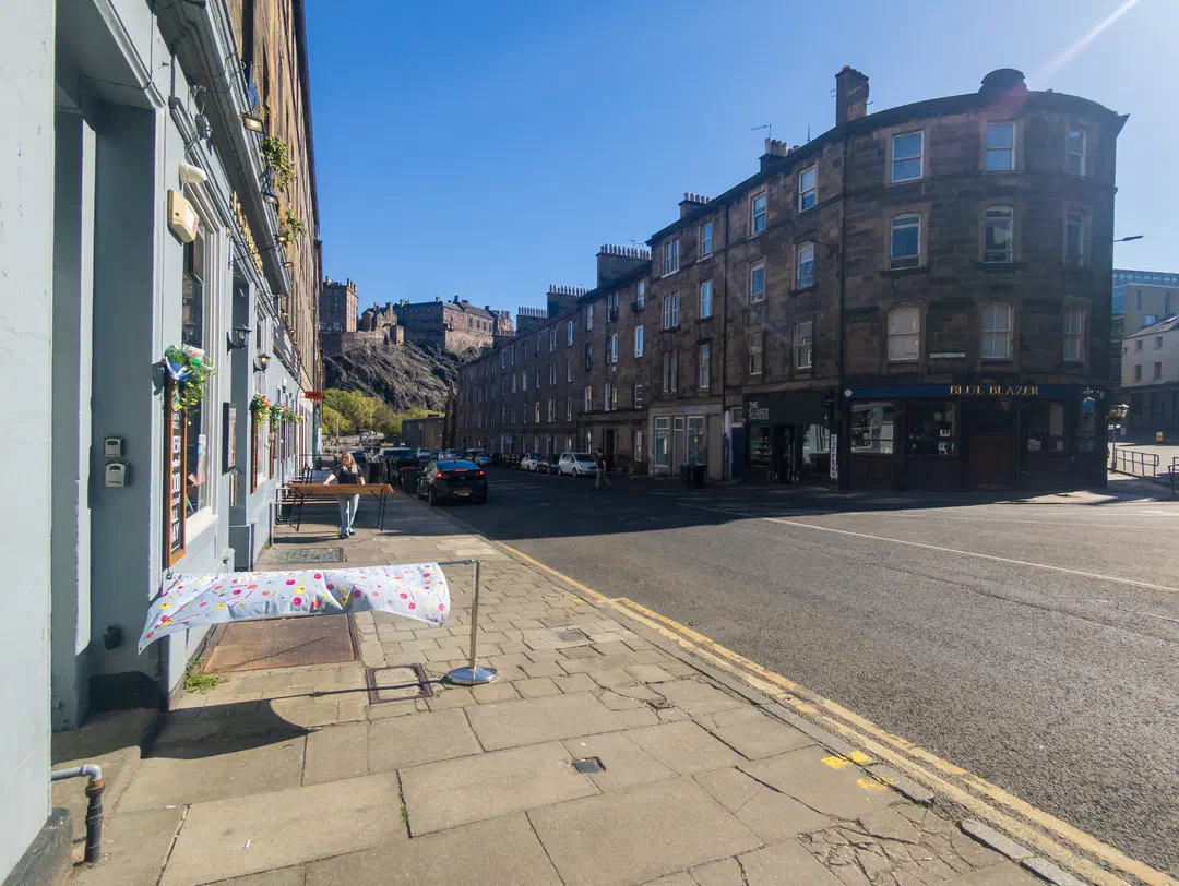 /img/ScotLand_Edinburgh_day1/ScottLand-359.png