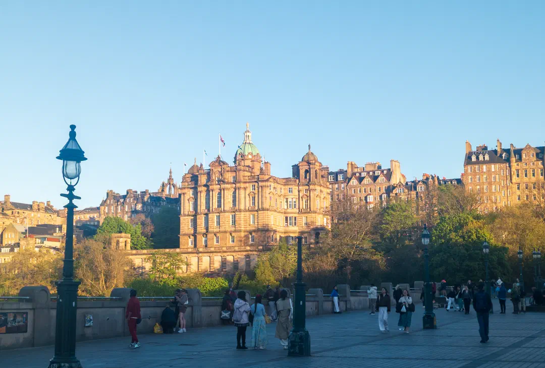 /img/ScotLand_Edinburgh_day1_2/ScottLand-396.png