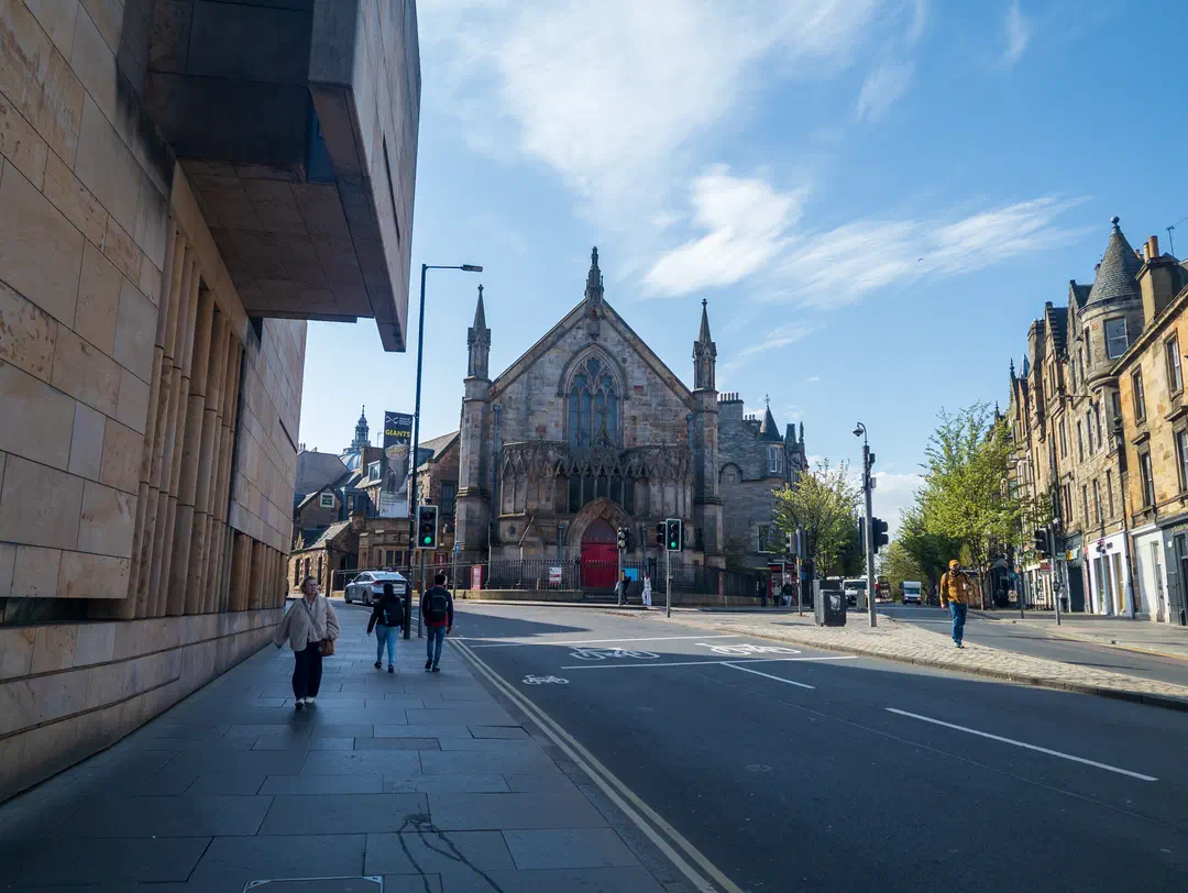 /img/ScotLand_Edinburgh_day2/ScottLand-398.png