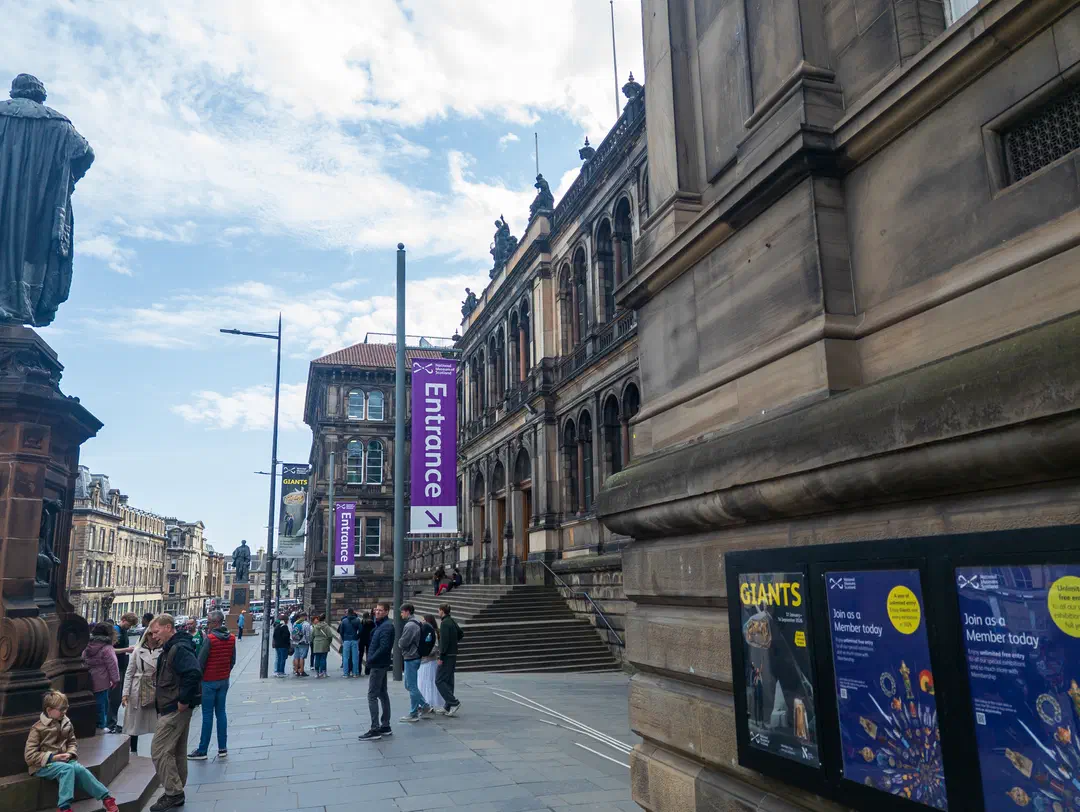 /img/ScotLand_Edinburgh_day2/ScottLand-400.png