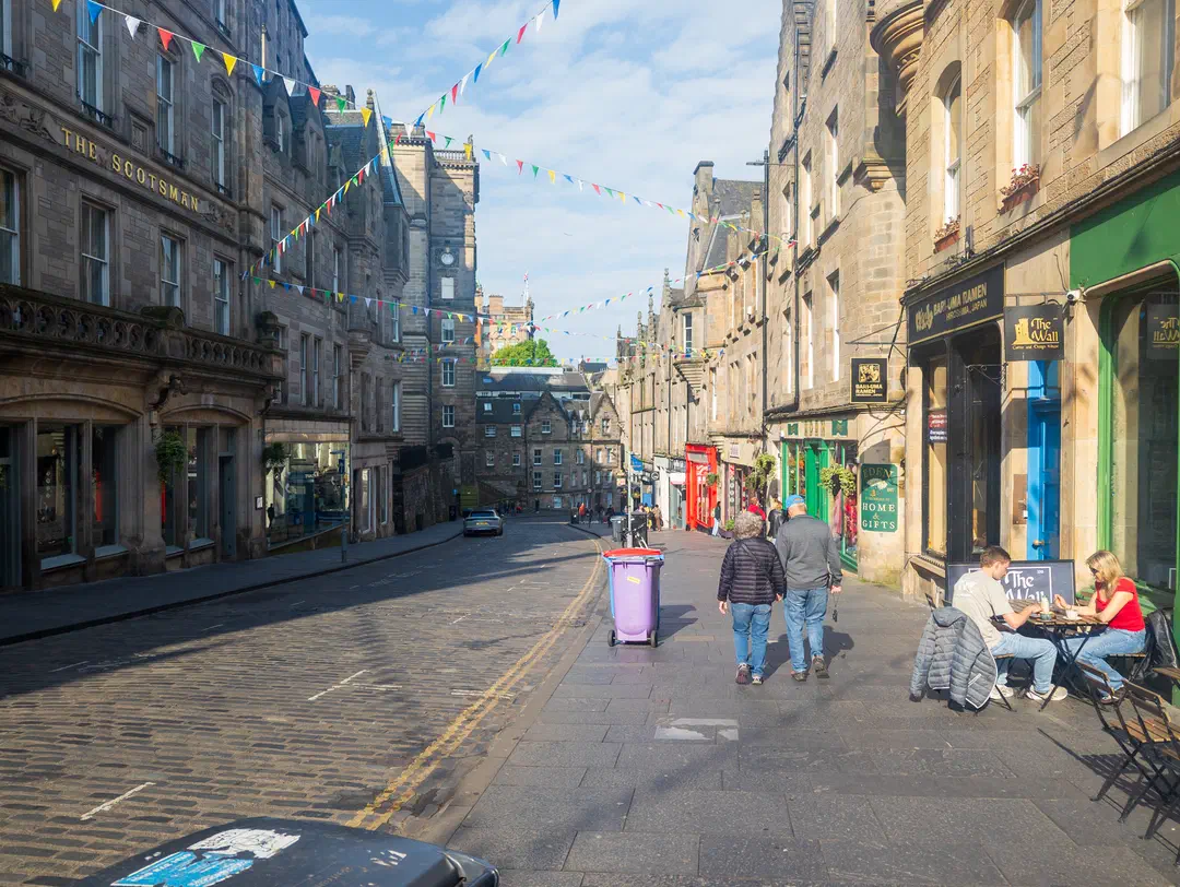 /img/ScotLand_Edinburgh_day3/ScottLand-429.png