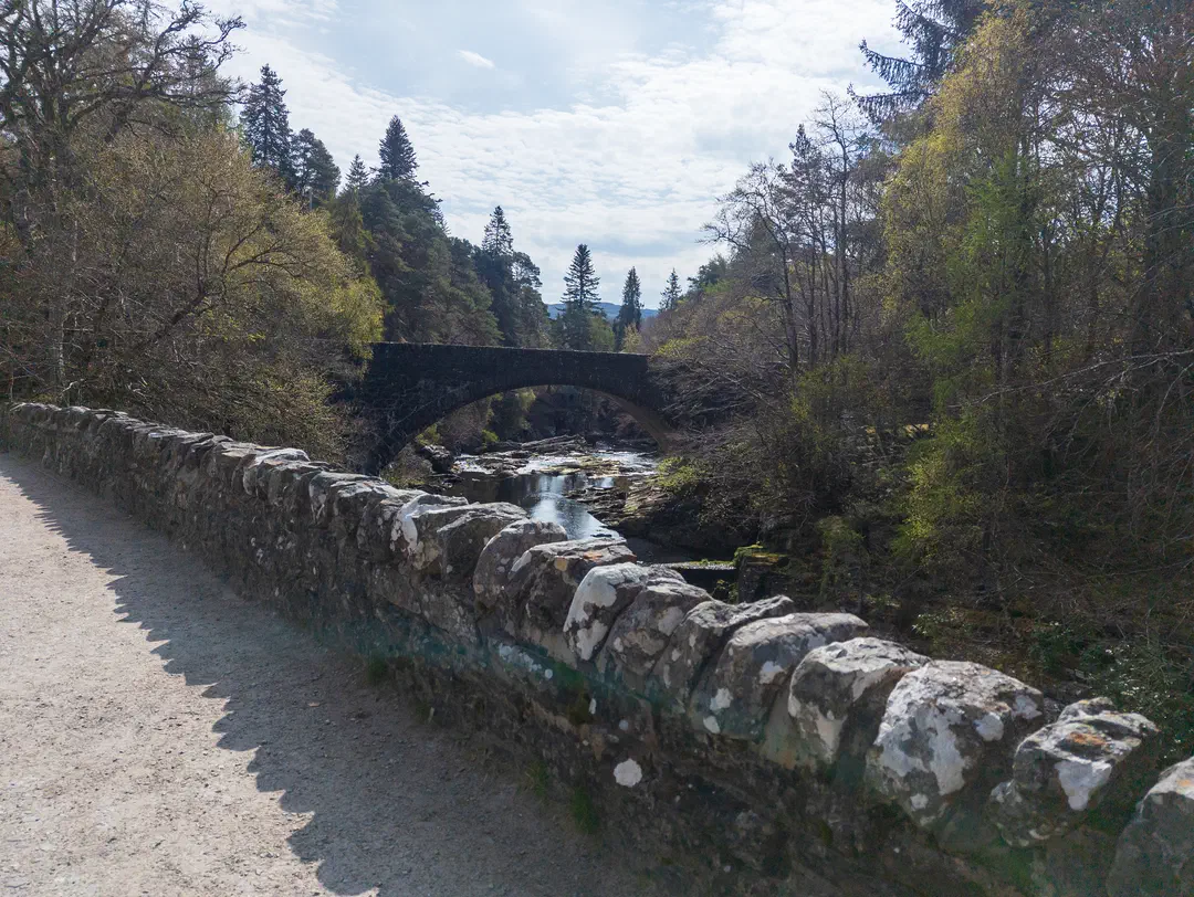 /img/ScotLand_GreatGlenWay_Day1/ScottLand-235.png