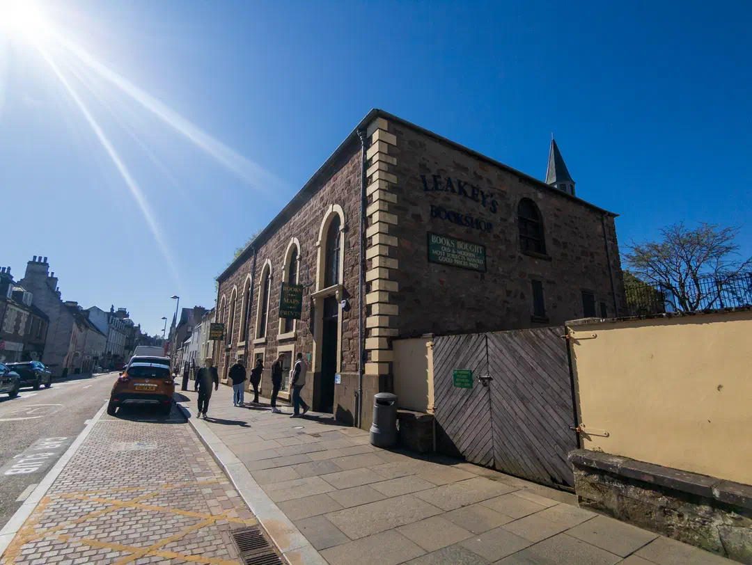 /img/ScotLand_Inverness/ScottLand-331.png
