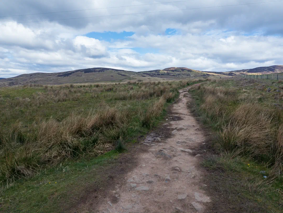 /img/ScotLand_WestHighLandWay_day2/ScottLand-58.png